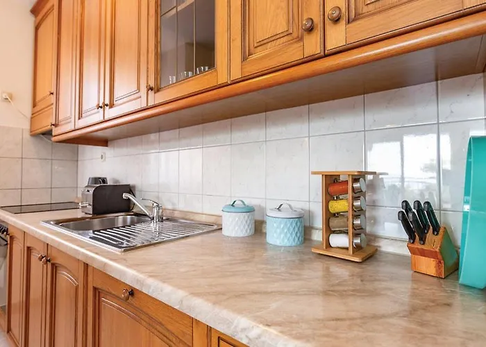 Mikulic Apartment Makarska