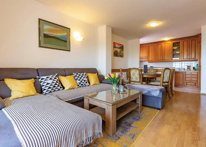 Mikulic Apartment Makarska