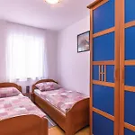 Mikulic Apartment